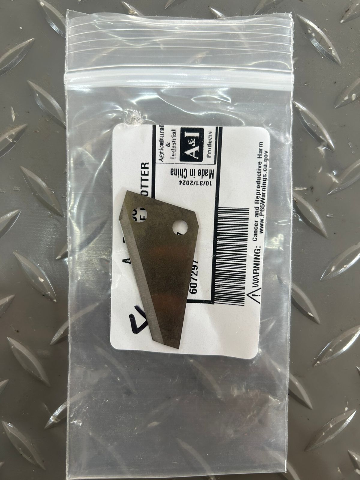 Navaja cortadora de hilo para empacadora JD