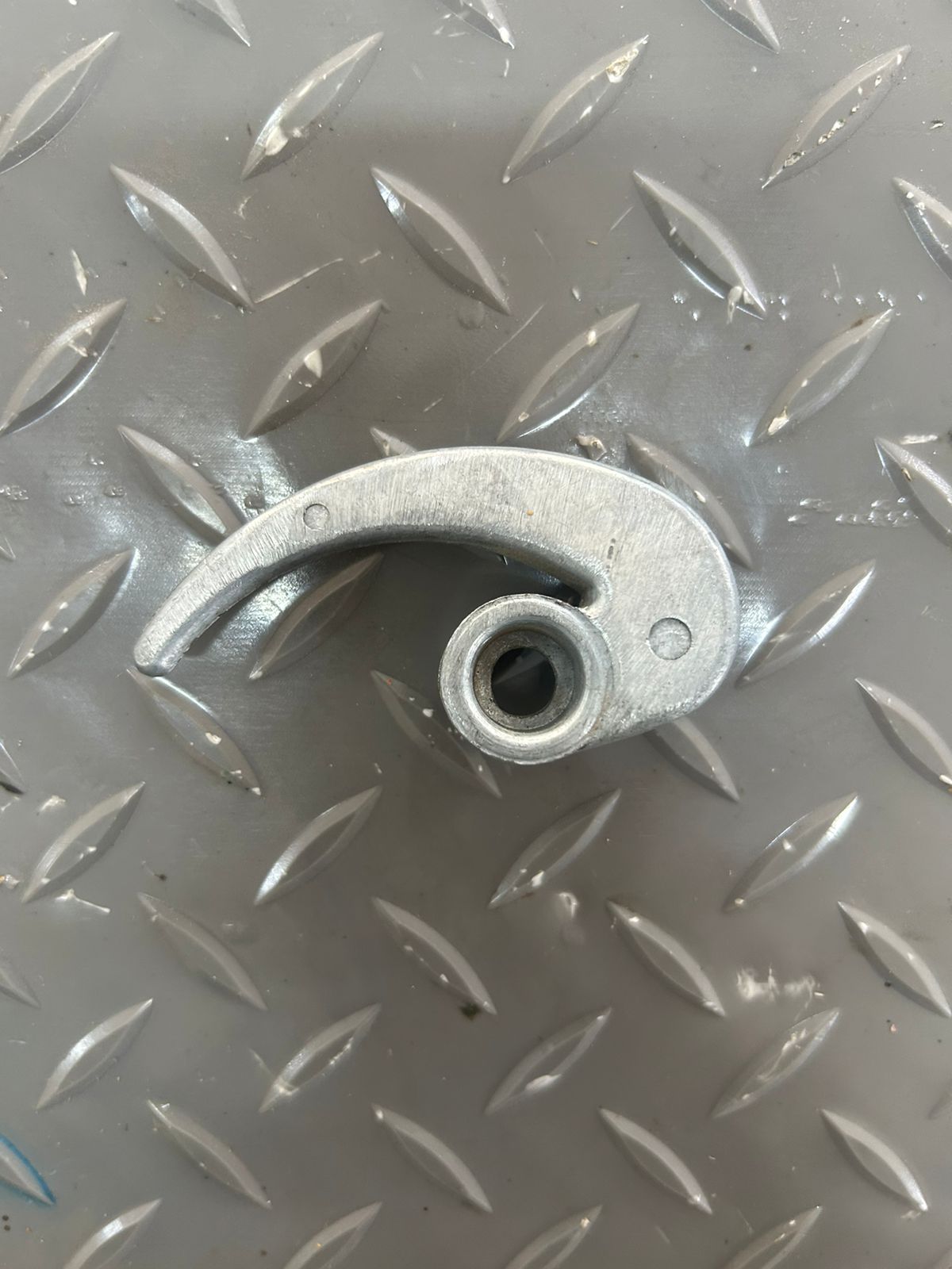 Amarrador de alambre para empacadora John Deere y New Holland